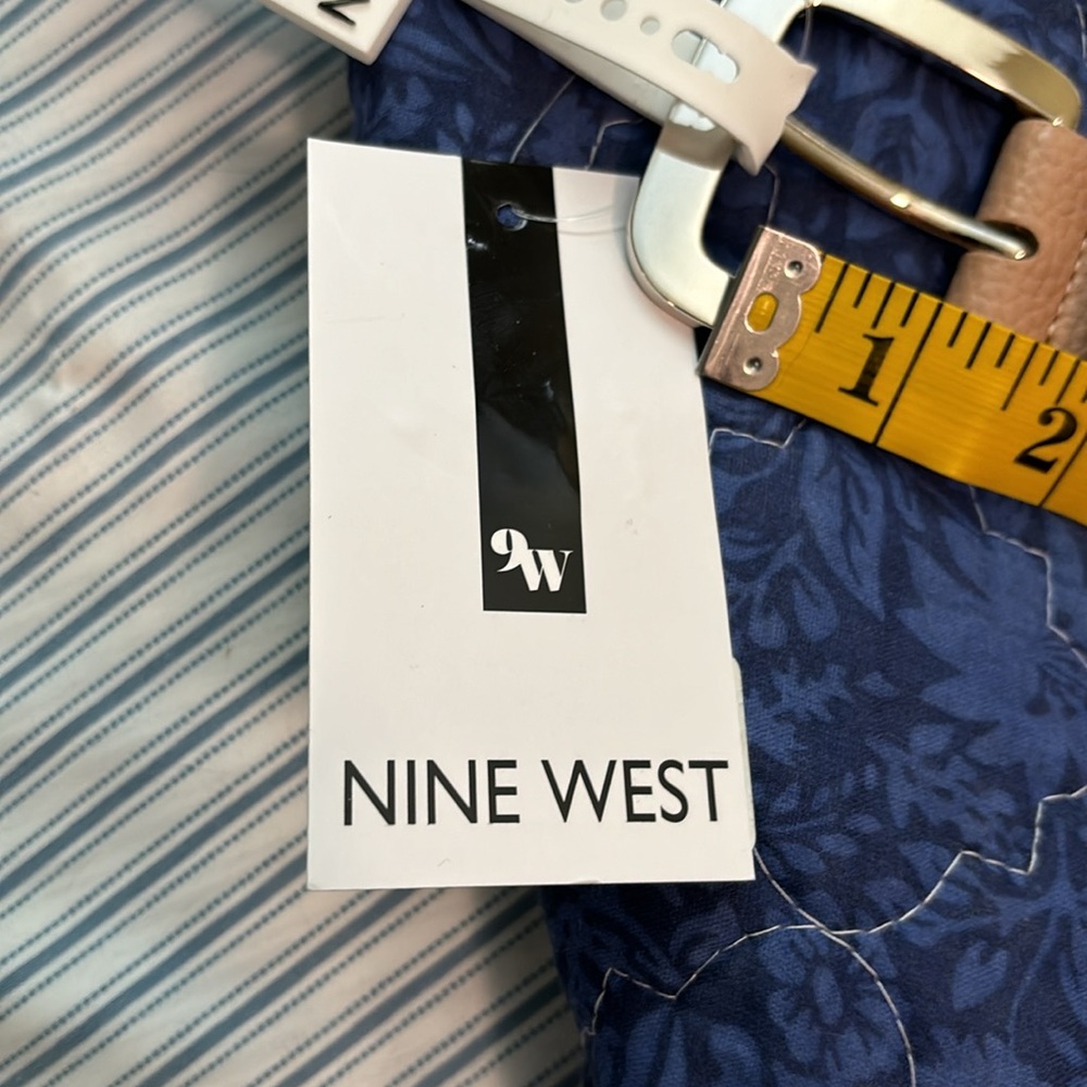 Nine West Women’s Belt Size Medium Tan Silver Buckle - Picture 8 of 9
